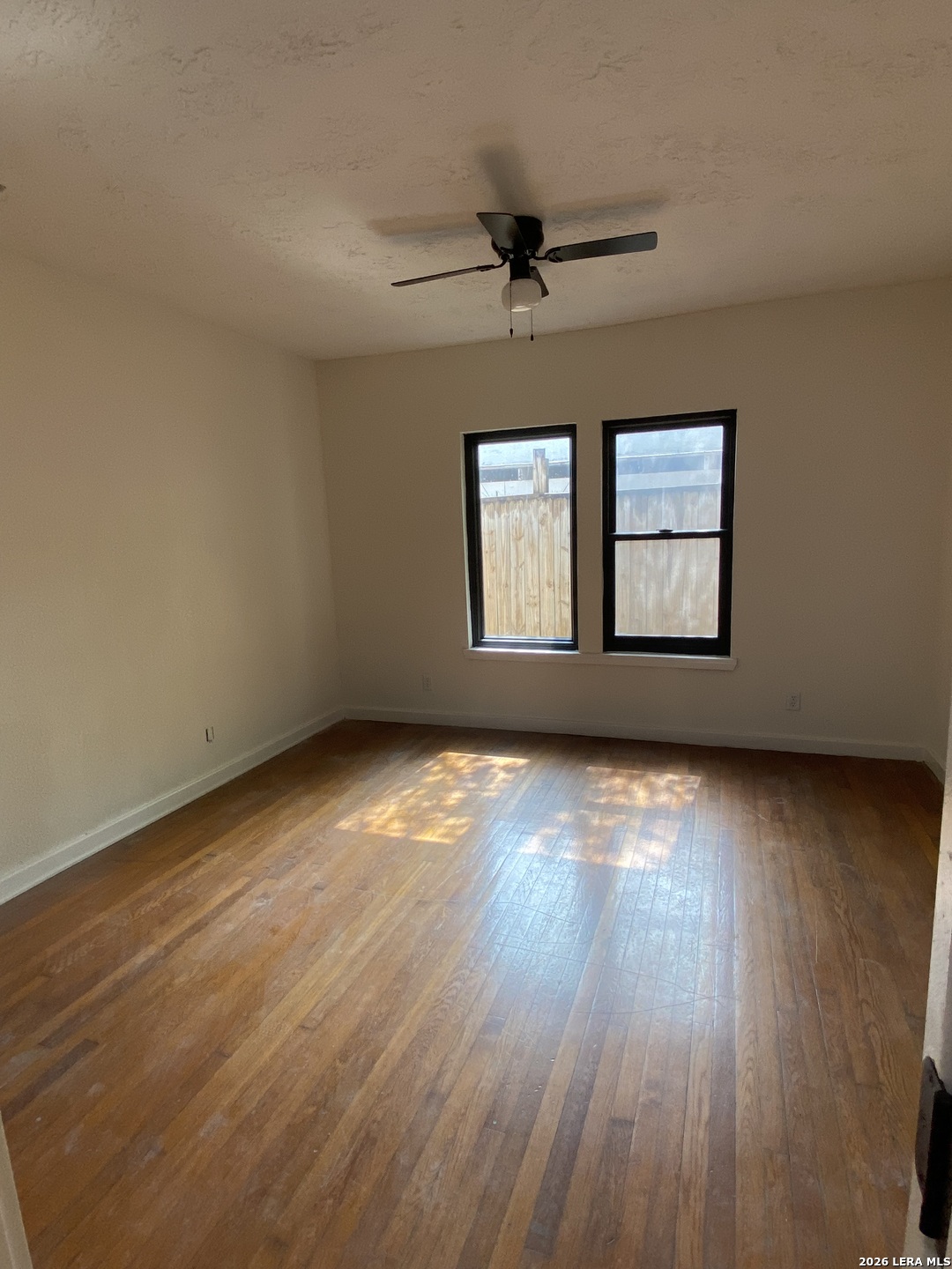 1614 W Rosewood Avenue San Antonio TX 78201