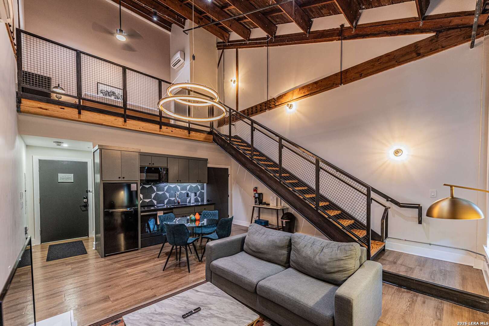 1425 S Flores San Antonio TX 78204