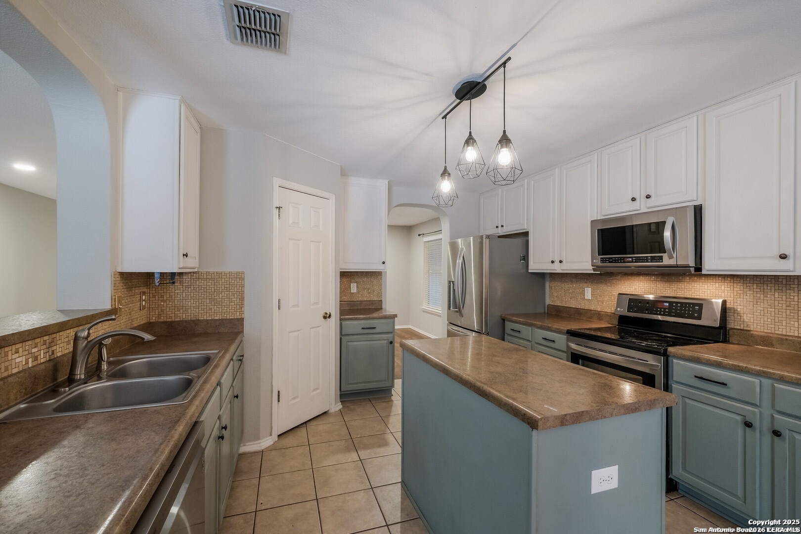 15234 Redbird Manor San Antonio TX 78253