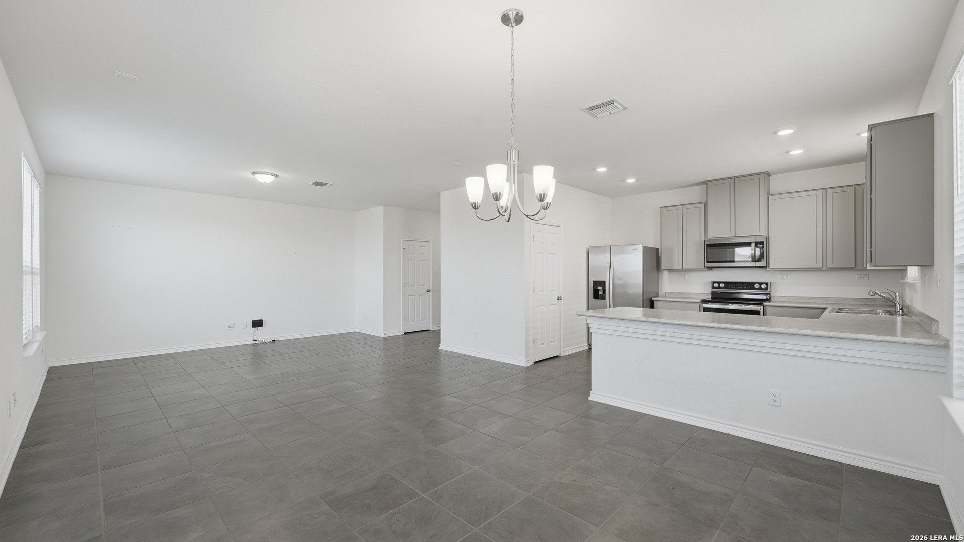 10419 Salitrillo Bend Converse TX 78109