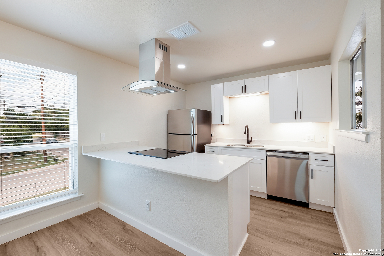 340 Montclair Alamo Heights TX 78209