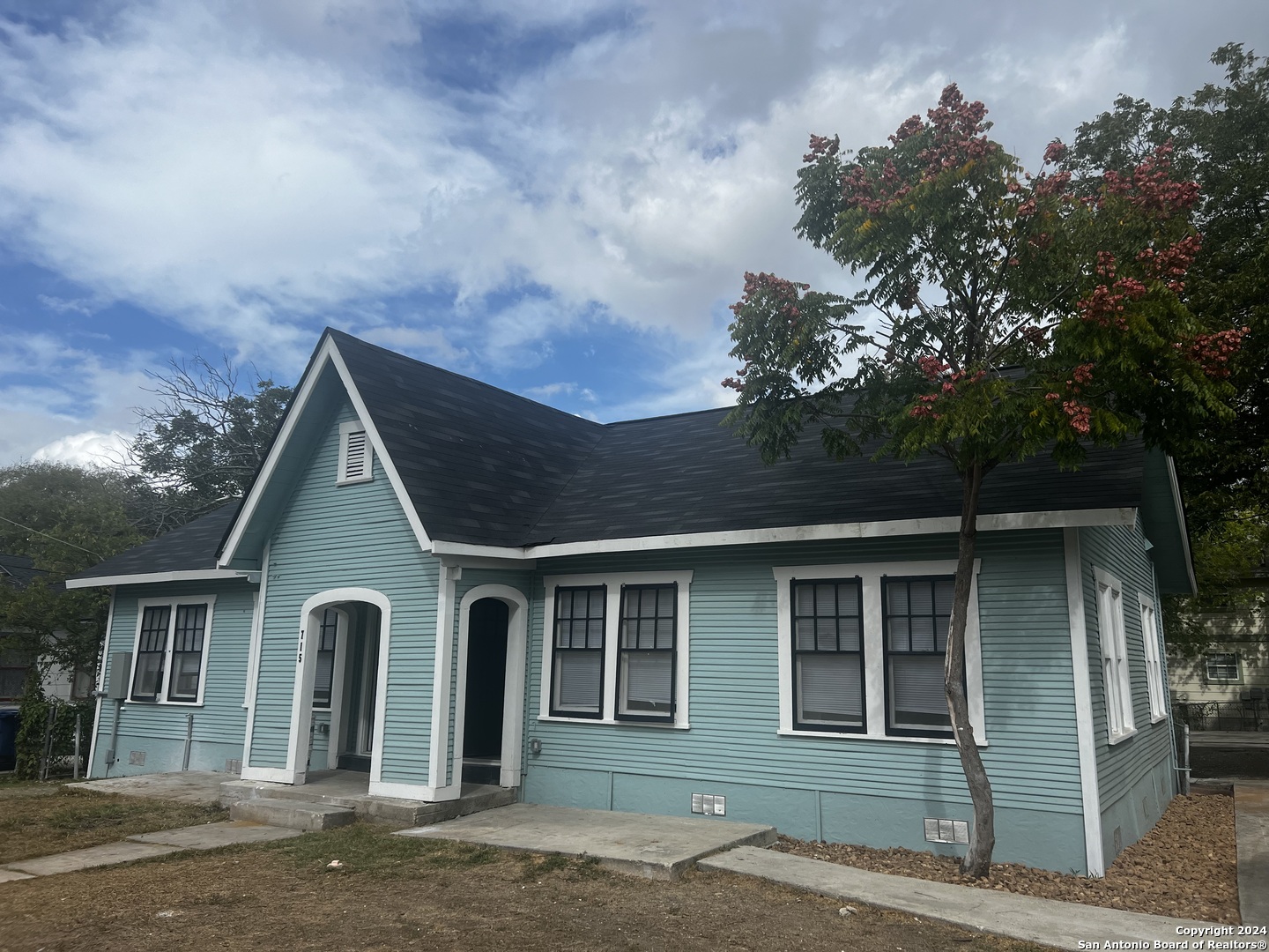 715 W Hollywood Avenue San Antonio TX 78212