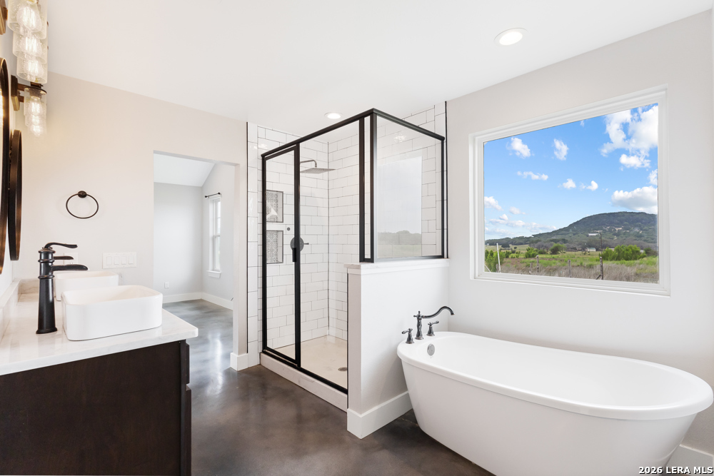 4574 Bump Gate Road Pipe Creek TX 78063