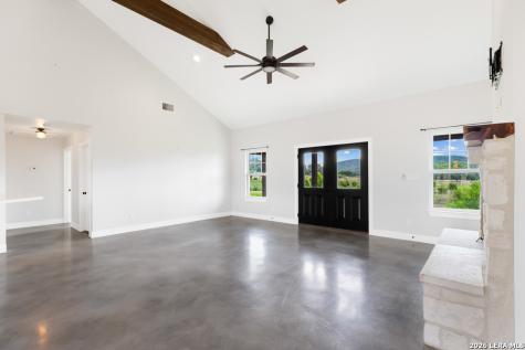 4574 Bump Gate Road Pipe Creek TX 78063