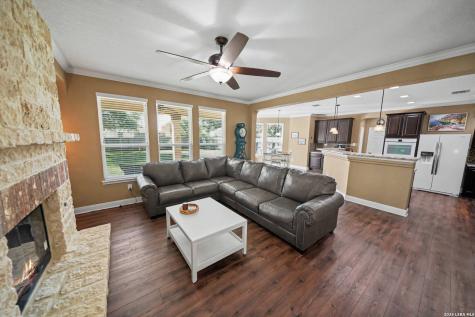 13326 Chalk Hill San Antonio TX 78253