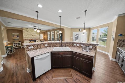 13326 Chalk Hill San Antonio TX 78253