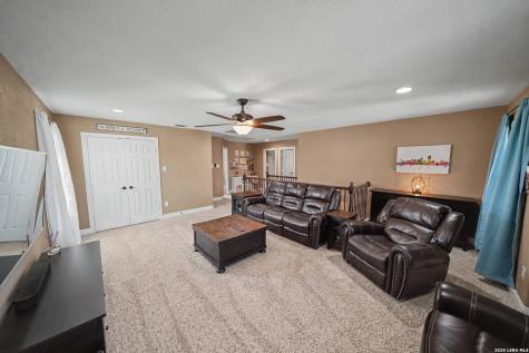 13326 Chalk Hill San Antonio TX 78253