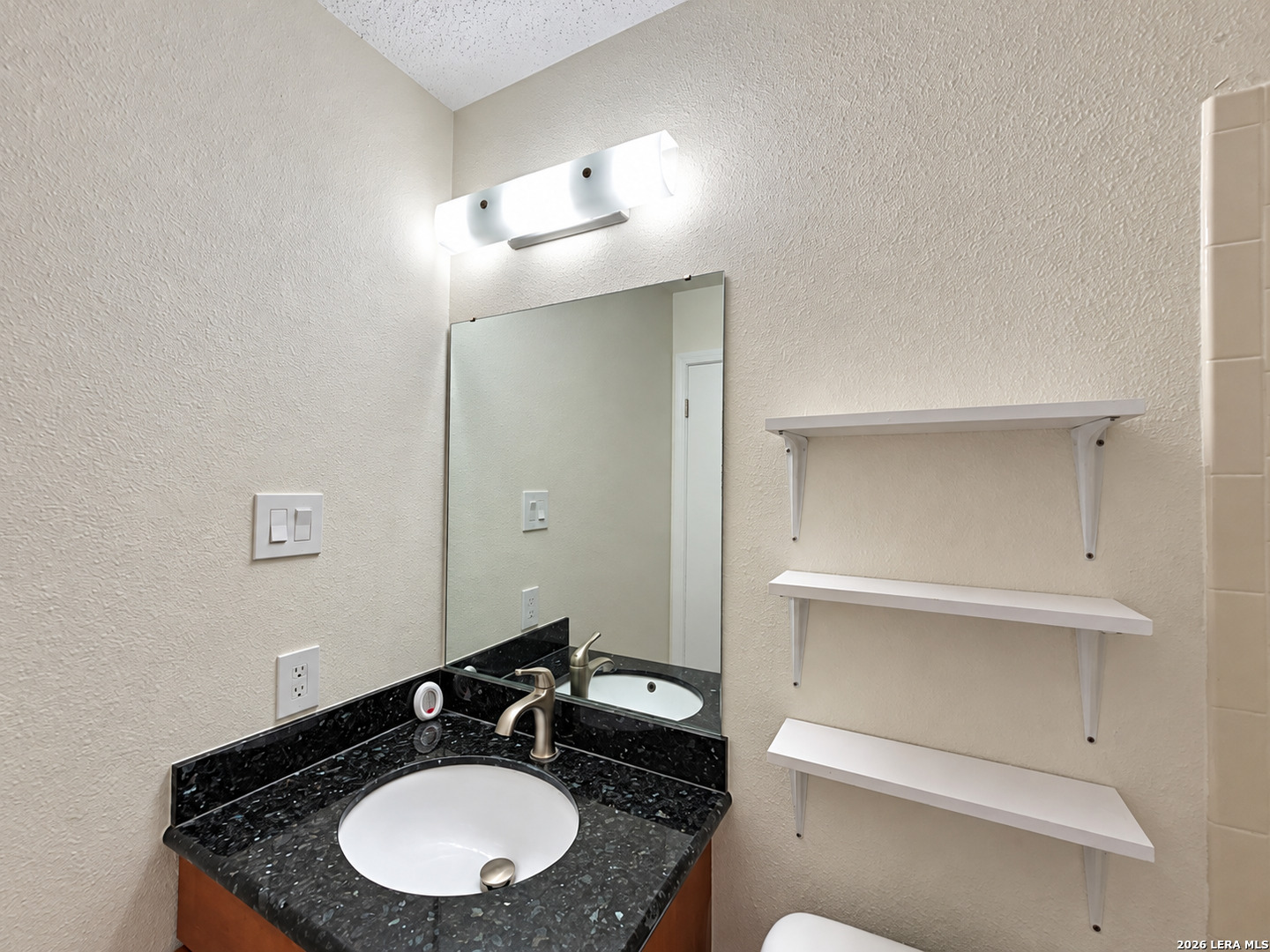 4927 Kenton Lake San Antonio TX 78240