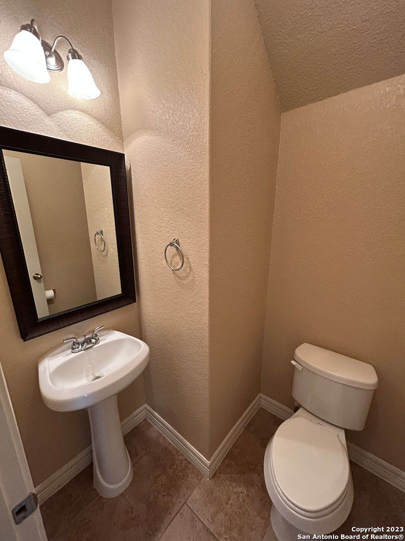 12314 Fort Chadborne San Antonio TX 78245