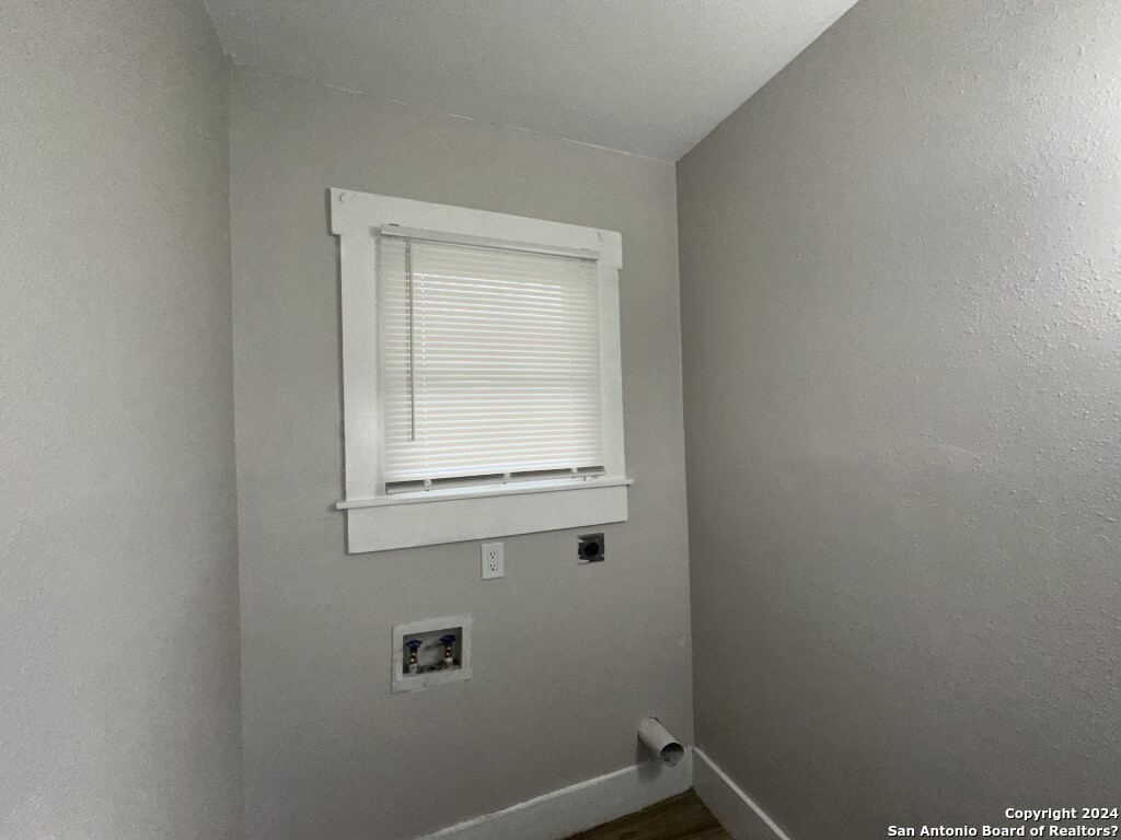 1320 Monterey San Antonio TX 78207