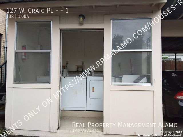 127 W Craig Place San Antonio TX 78212