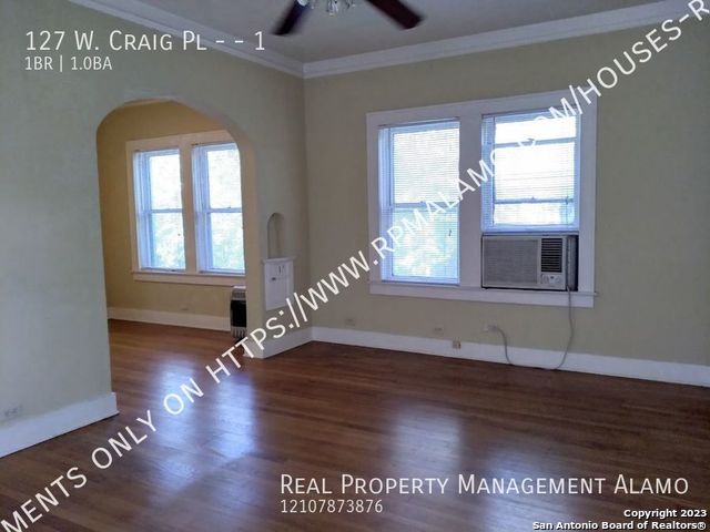 127 W Craig Place San Antonio TX 78212