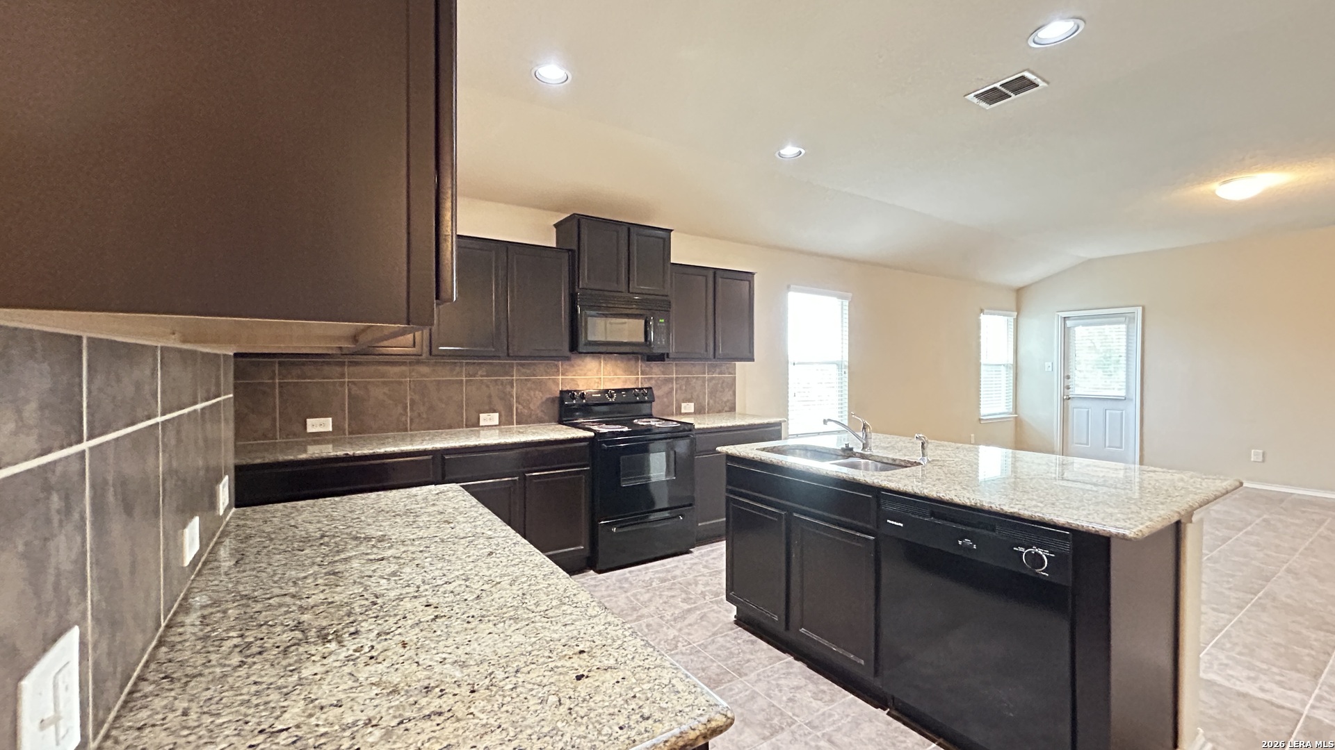 2127 Emerald Edge San Antonio TX 78245