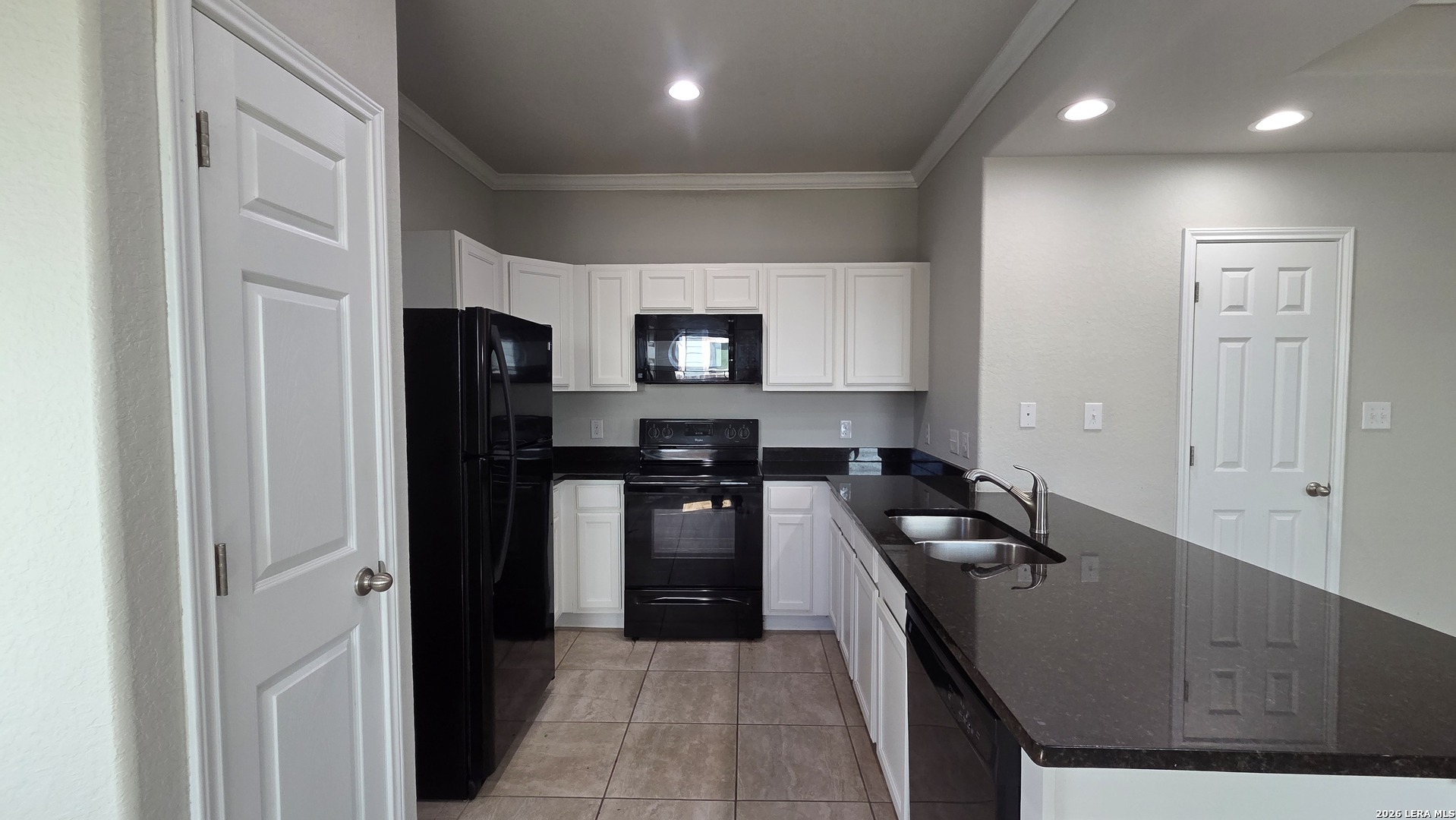 16906 Dancing Ava Selma TX 78154