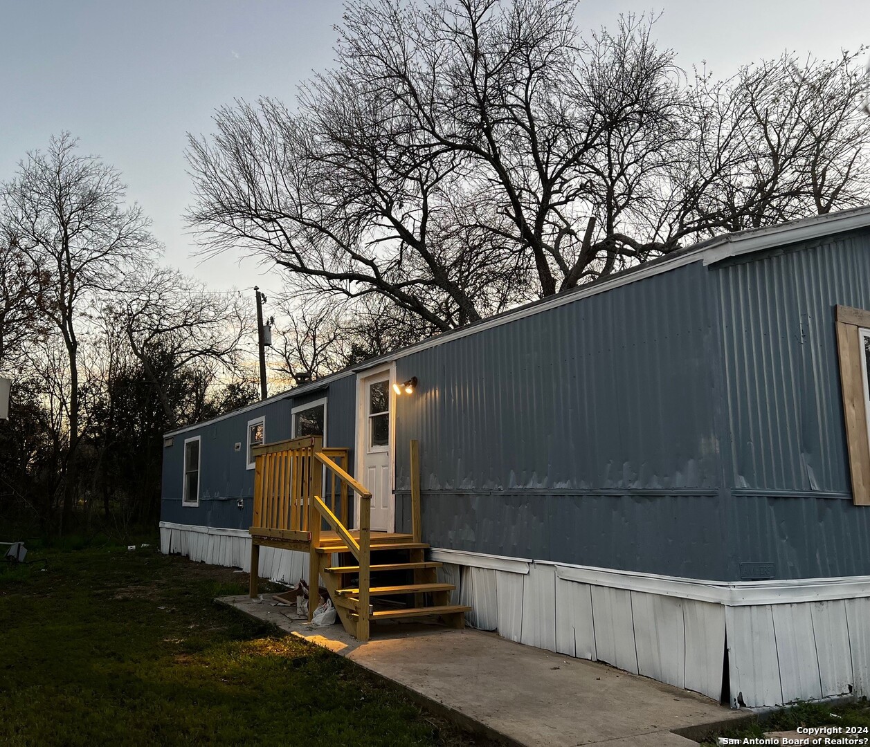 1311 W Hein Road San Antonio TX 78220