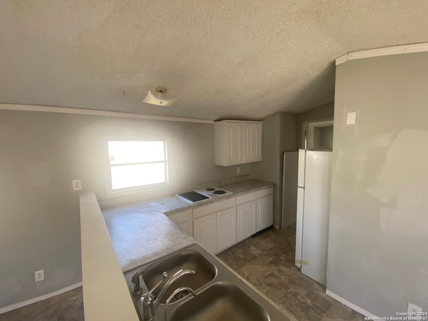 1311 W Hein Road San Antonio TX 78220