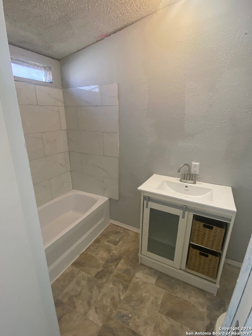 1311 W Hein Road San Antonio TX 78220