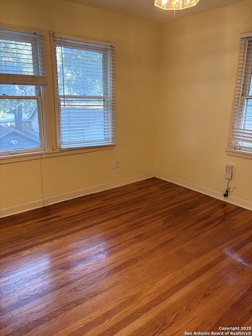 210 E Lullwood Avenue San Antonio TX 78212