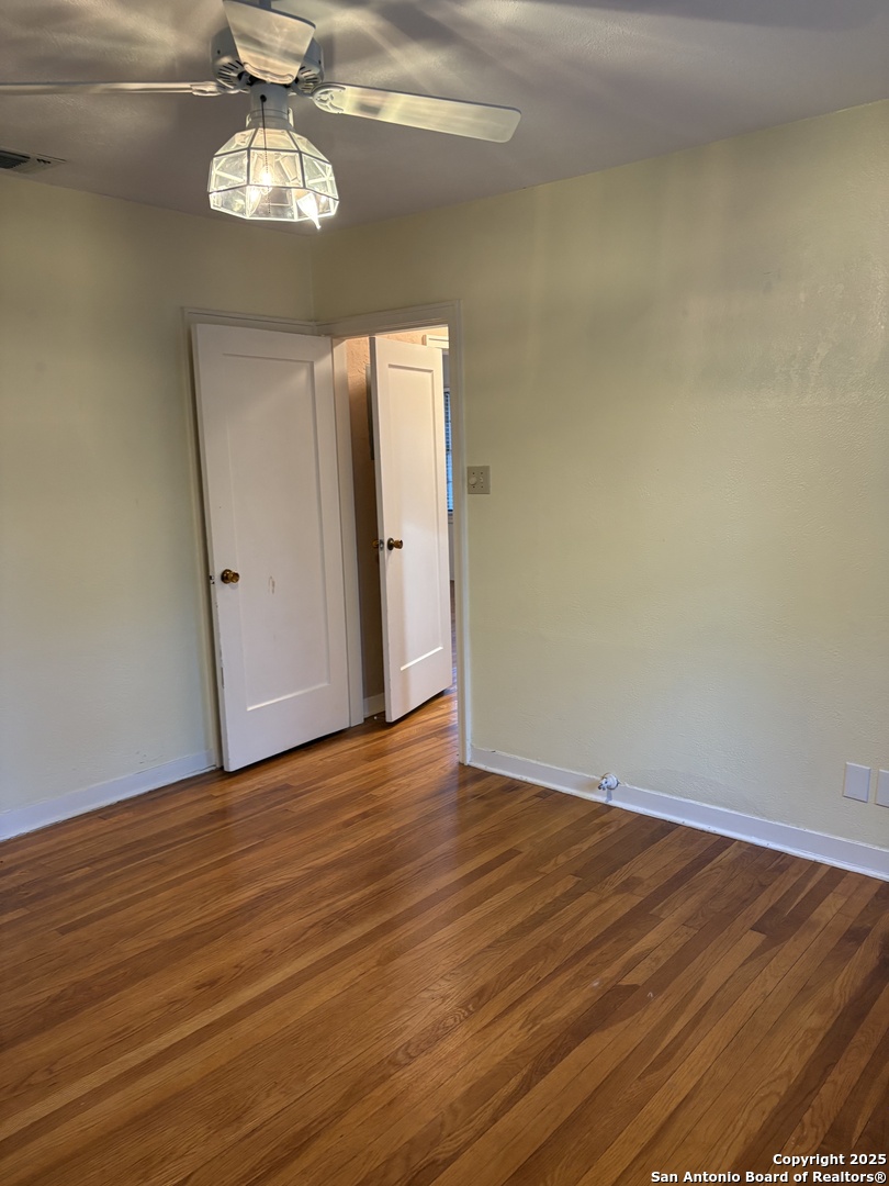 210 E Lullwood Avenue San Antonio TX 78212