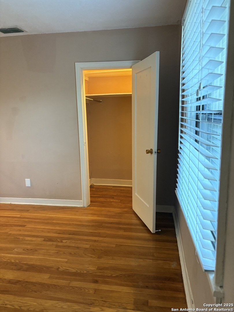 210 E Lullwood Avenue San Antonio TX 78212