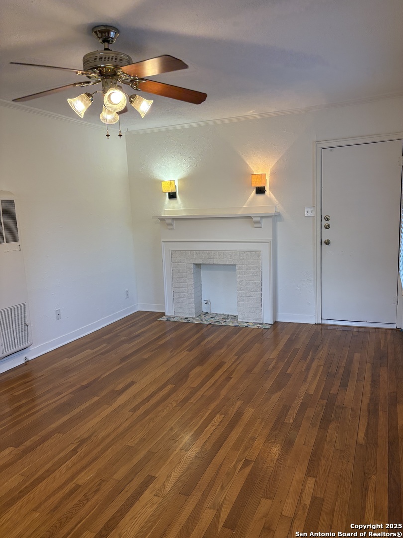 210 E Lullwood Avenue San Antonio TX 78212