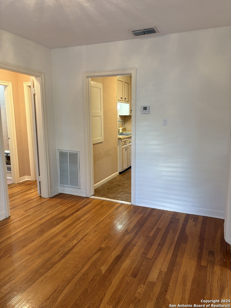 210 E Lullwood Avenue San Antonio TX 78212