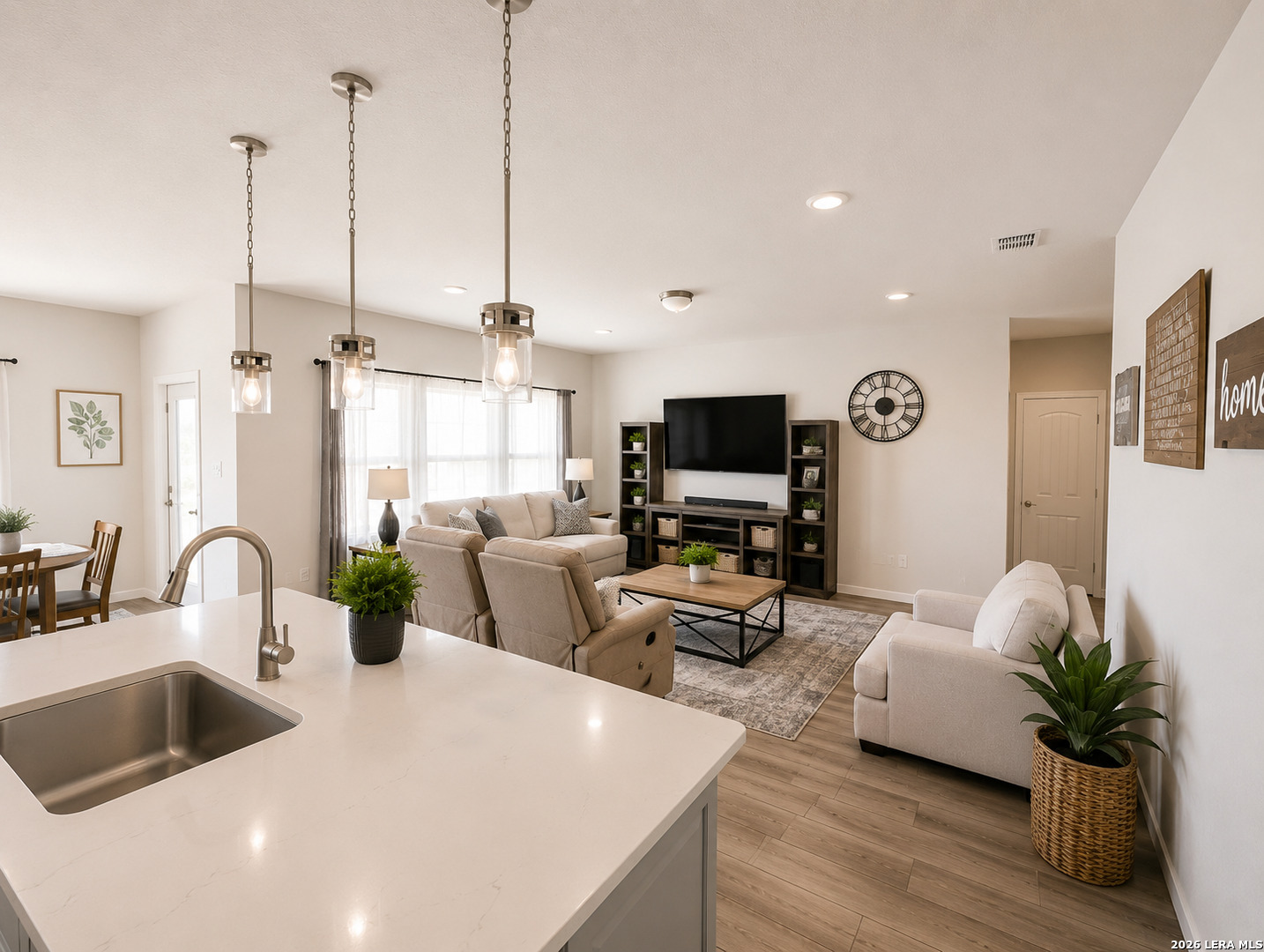 6738 Shiraz Way Converse TX 78109