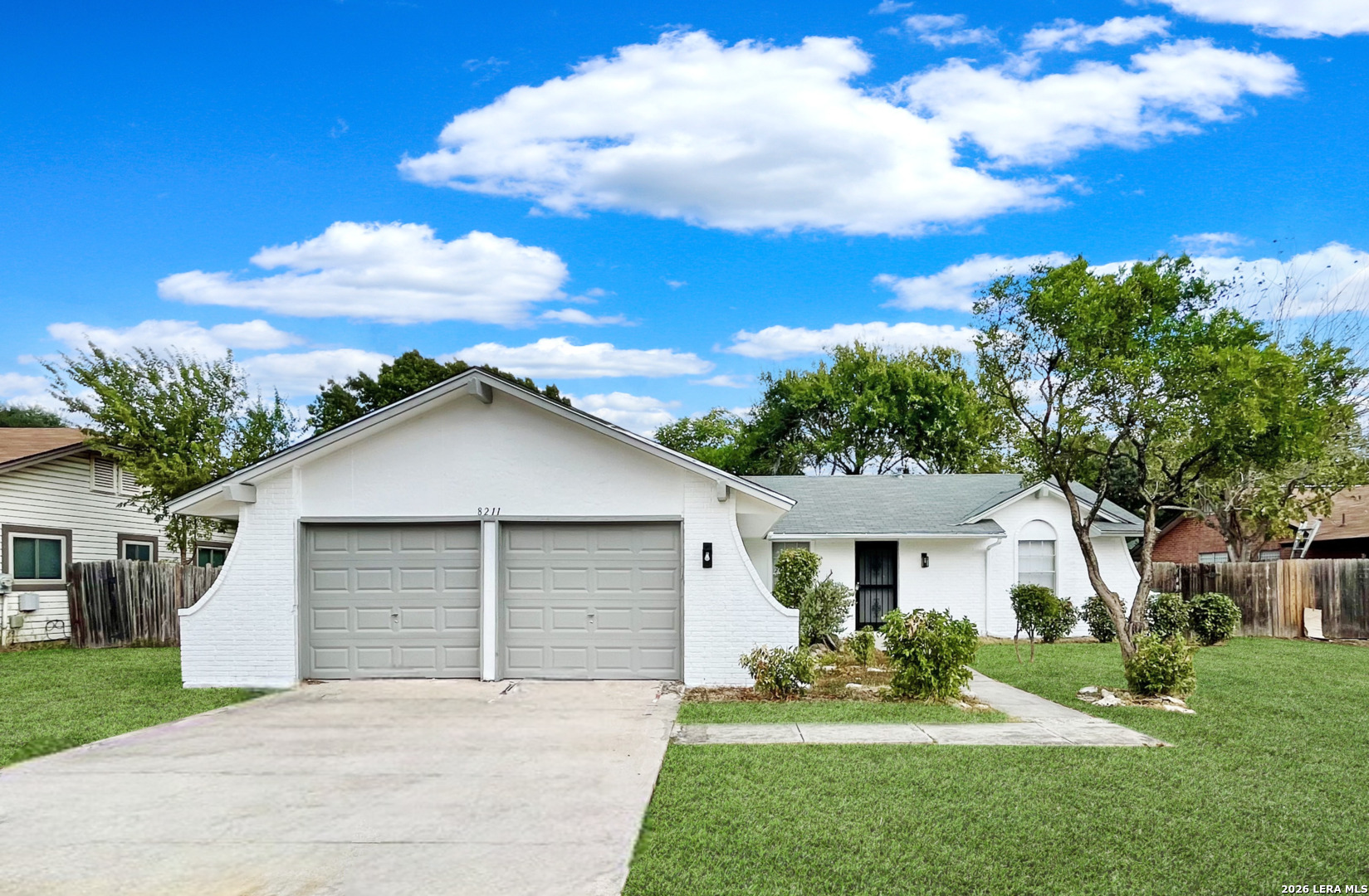 8211 Creekline Drive San Antonio TX 78251