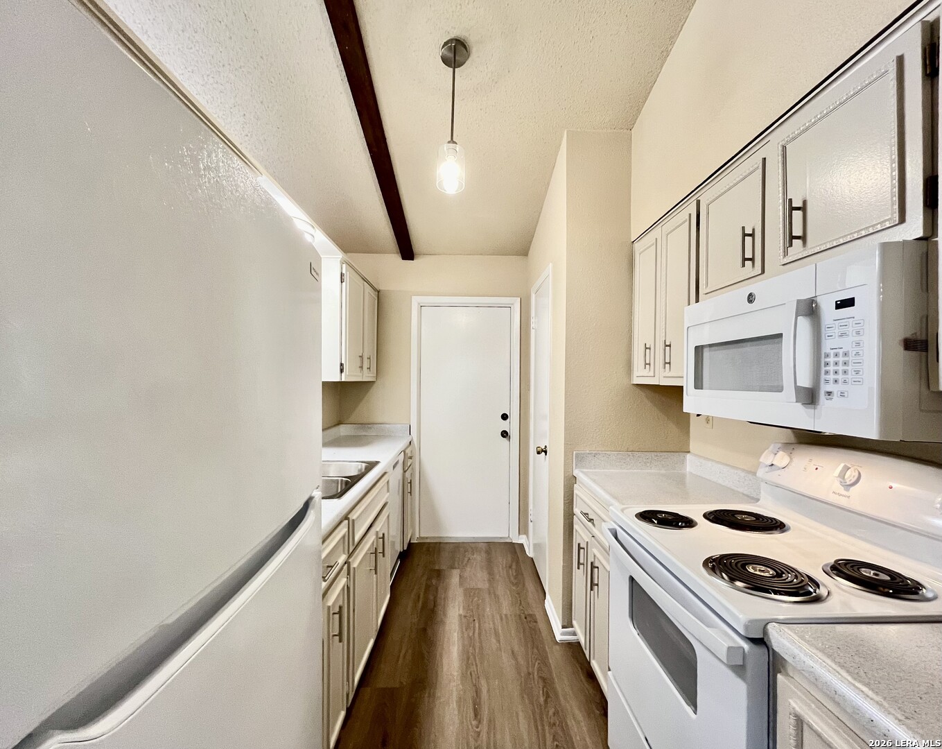 8211 Creekline Drive San Antonio TX 78251