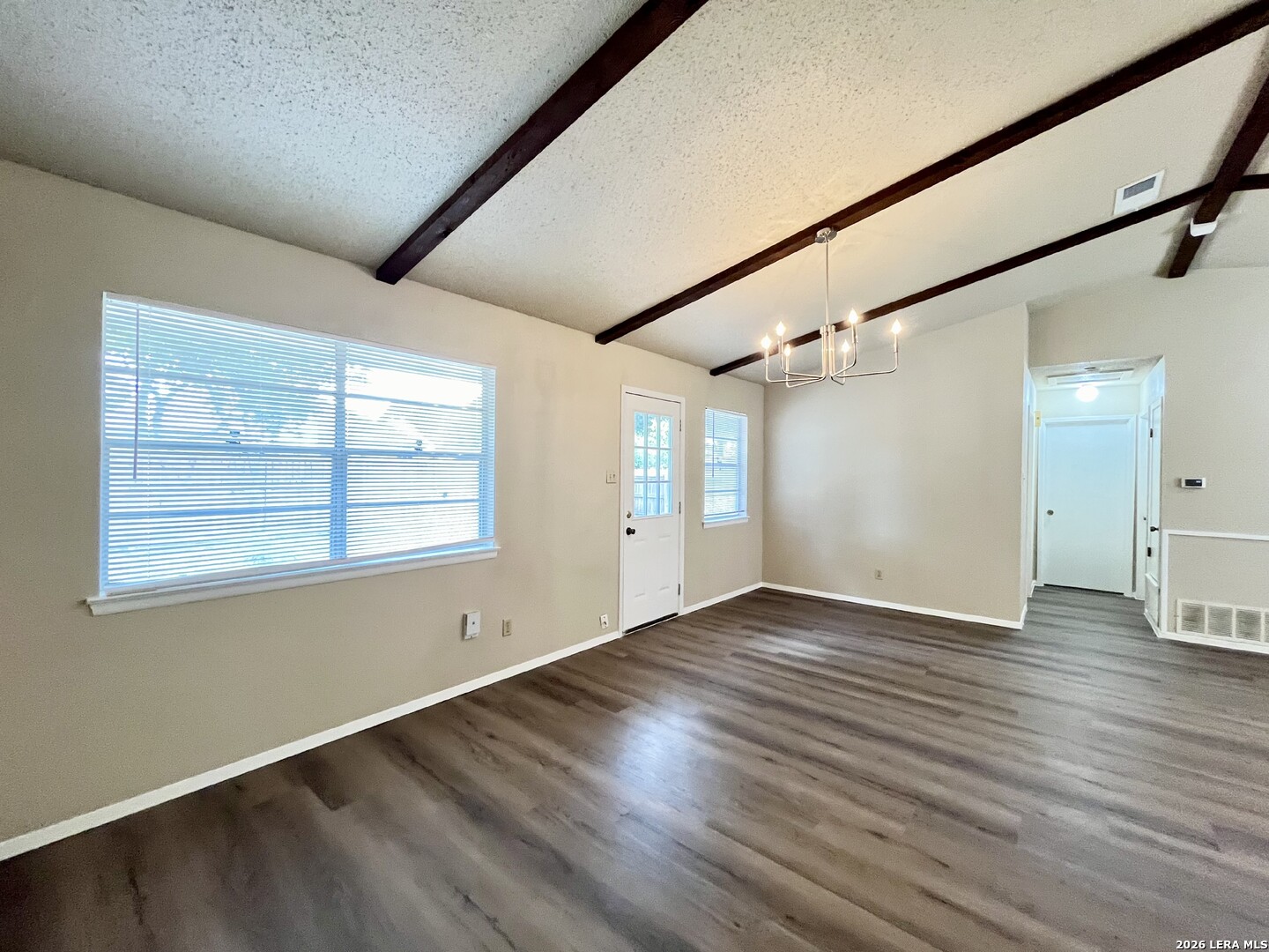 8211 Creekline Drive San Antonio TX 78251