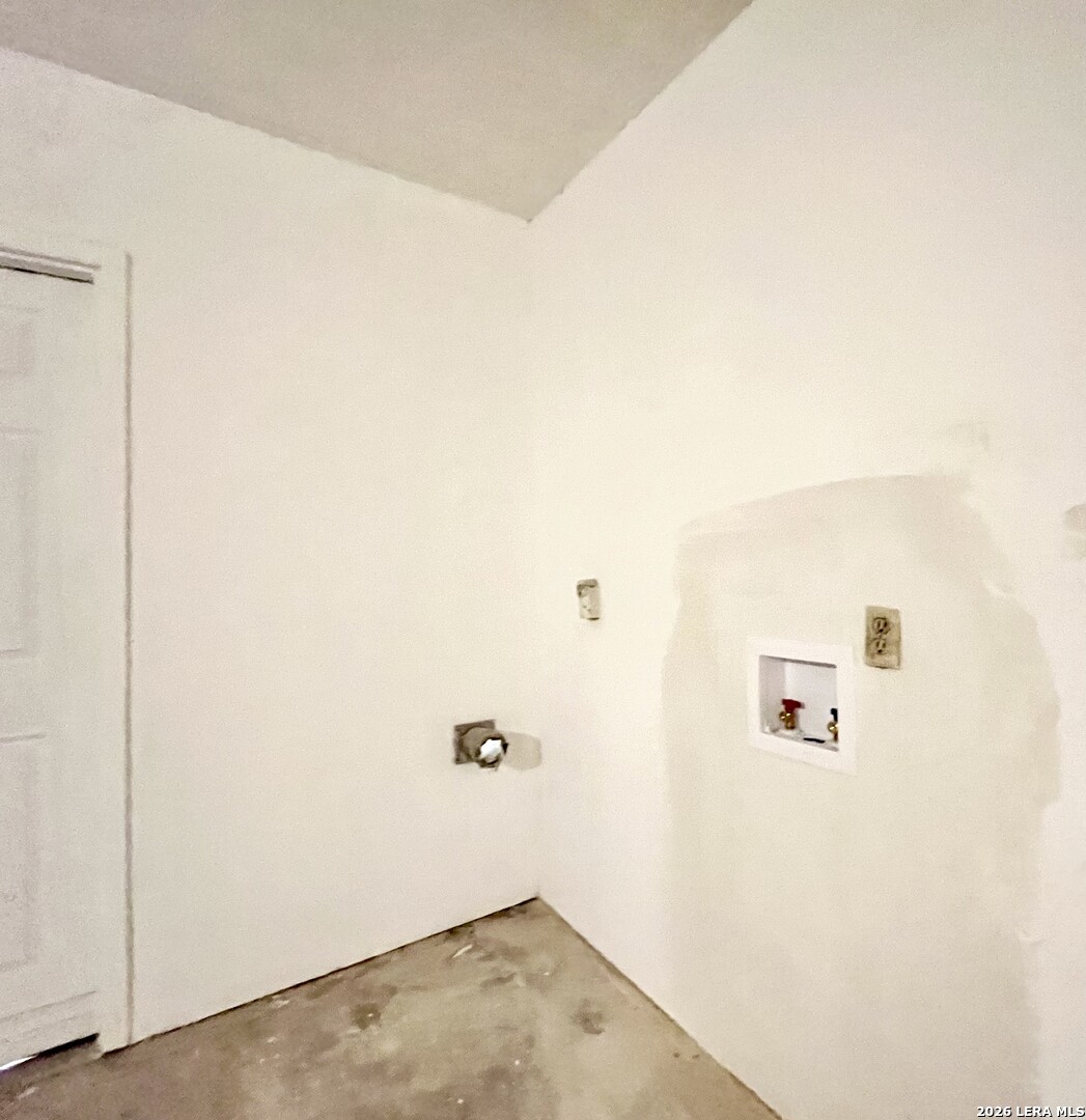 8211 Creekline Drive San Antonio TX 78251