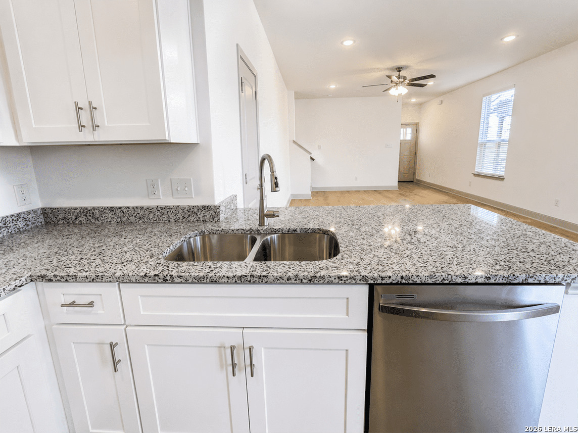 10219 Tulipwood Run San Antonio TX 78252