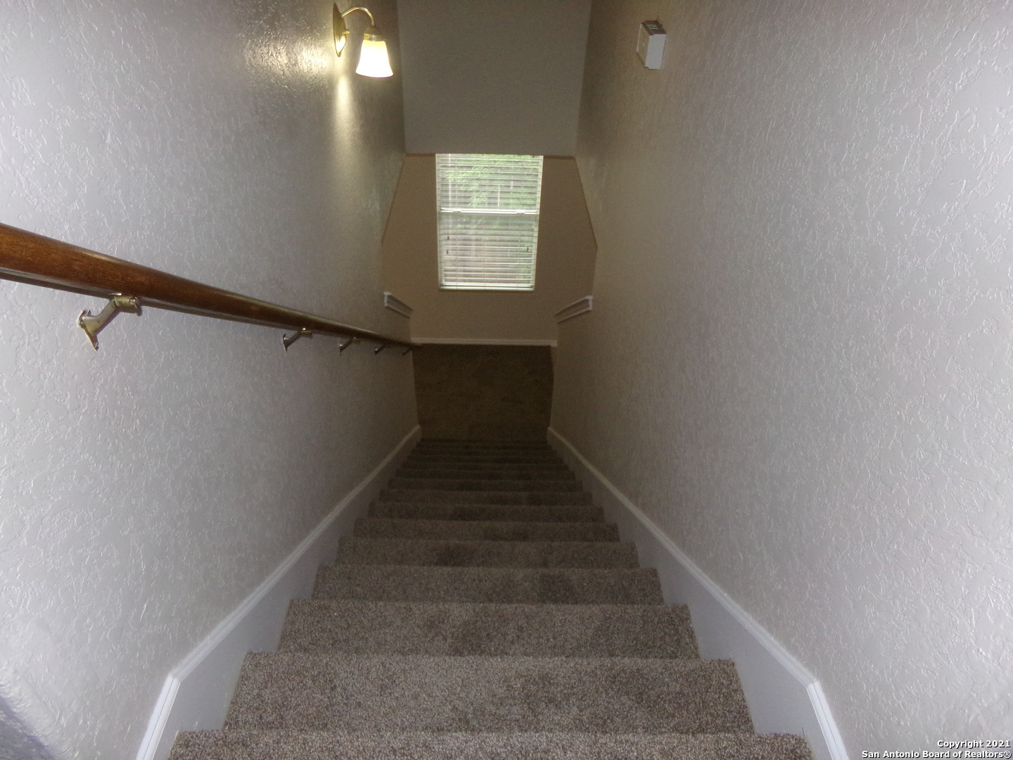 9131 Laguna San Antonio TX 78251