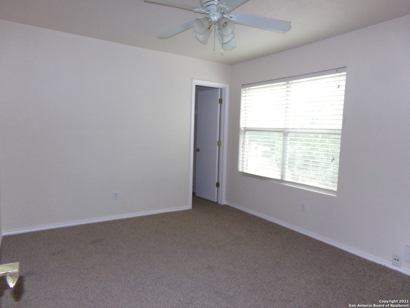 9131 Laguna San Antonio TX 78251