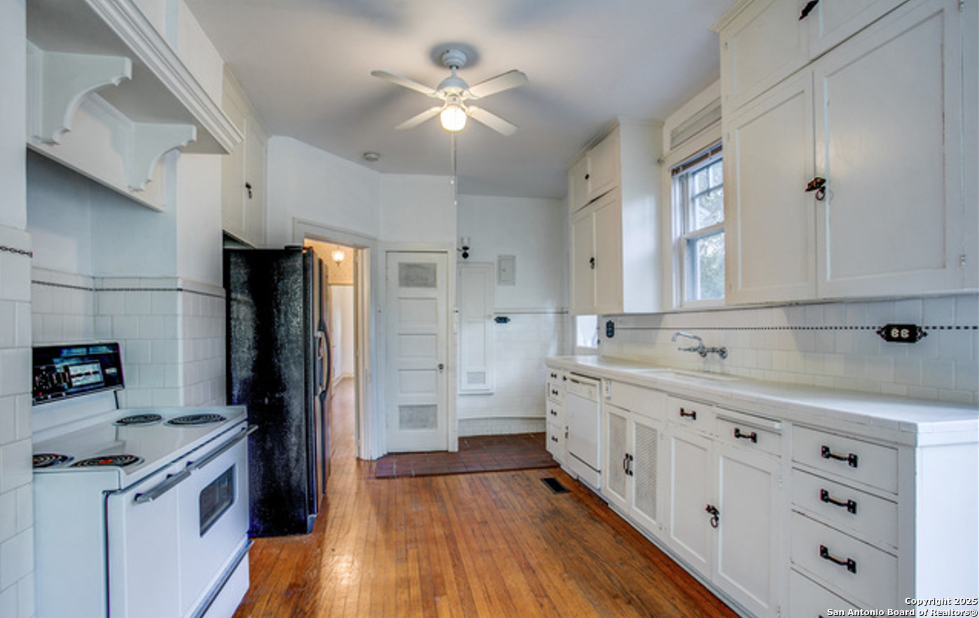 308 Harrison Alamo Heights TX 78209