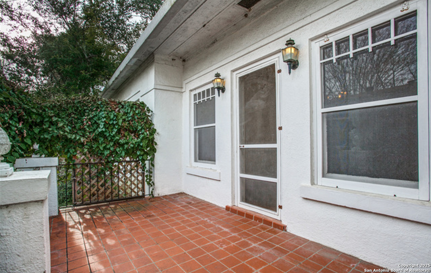 308 Harrison Alamo Heights TX 78209