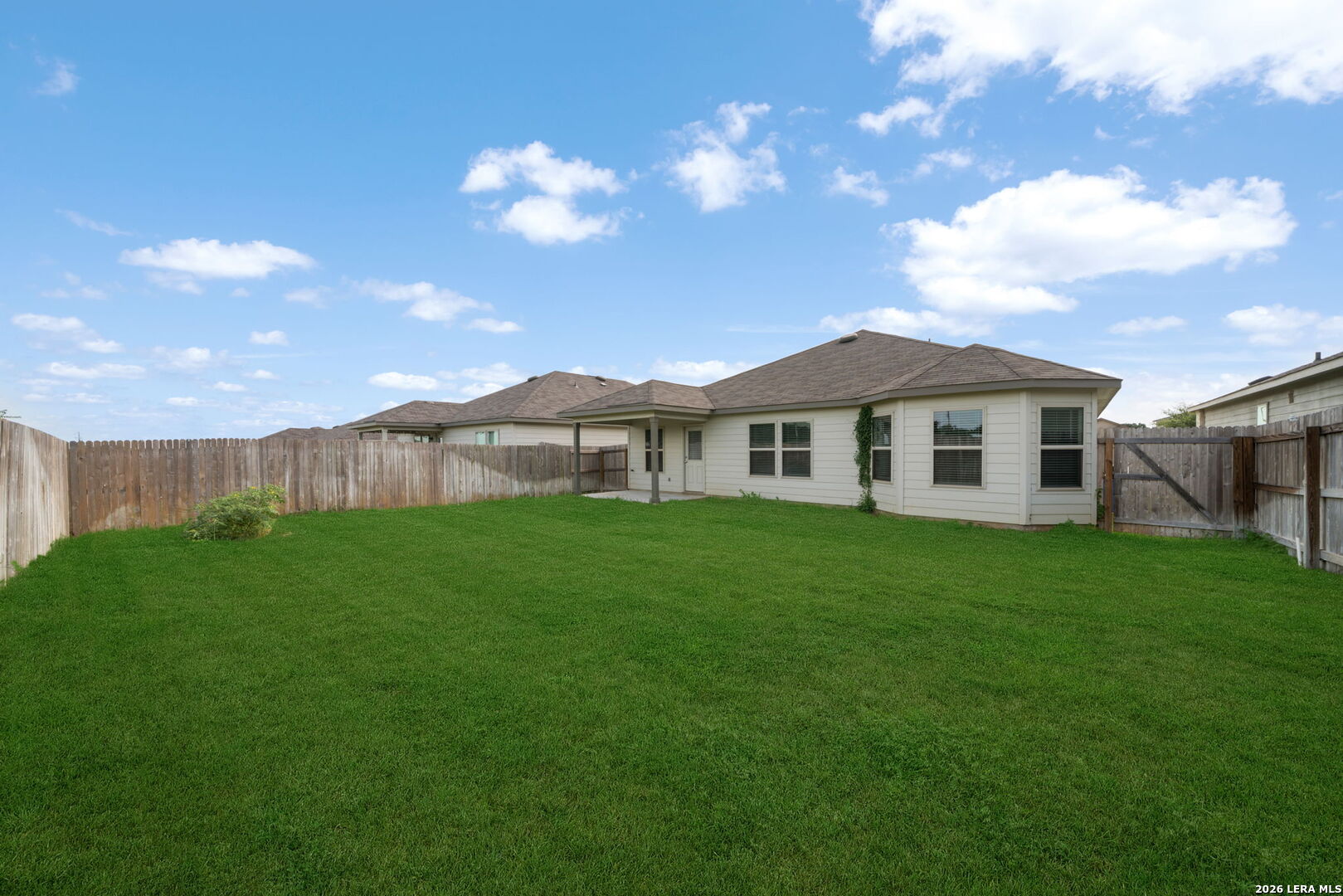 637 Oleander Creek Seguin TX 78155