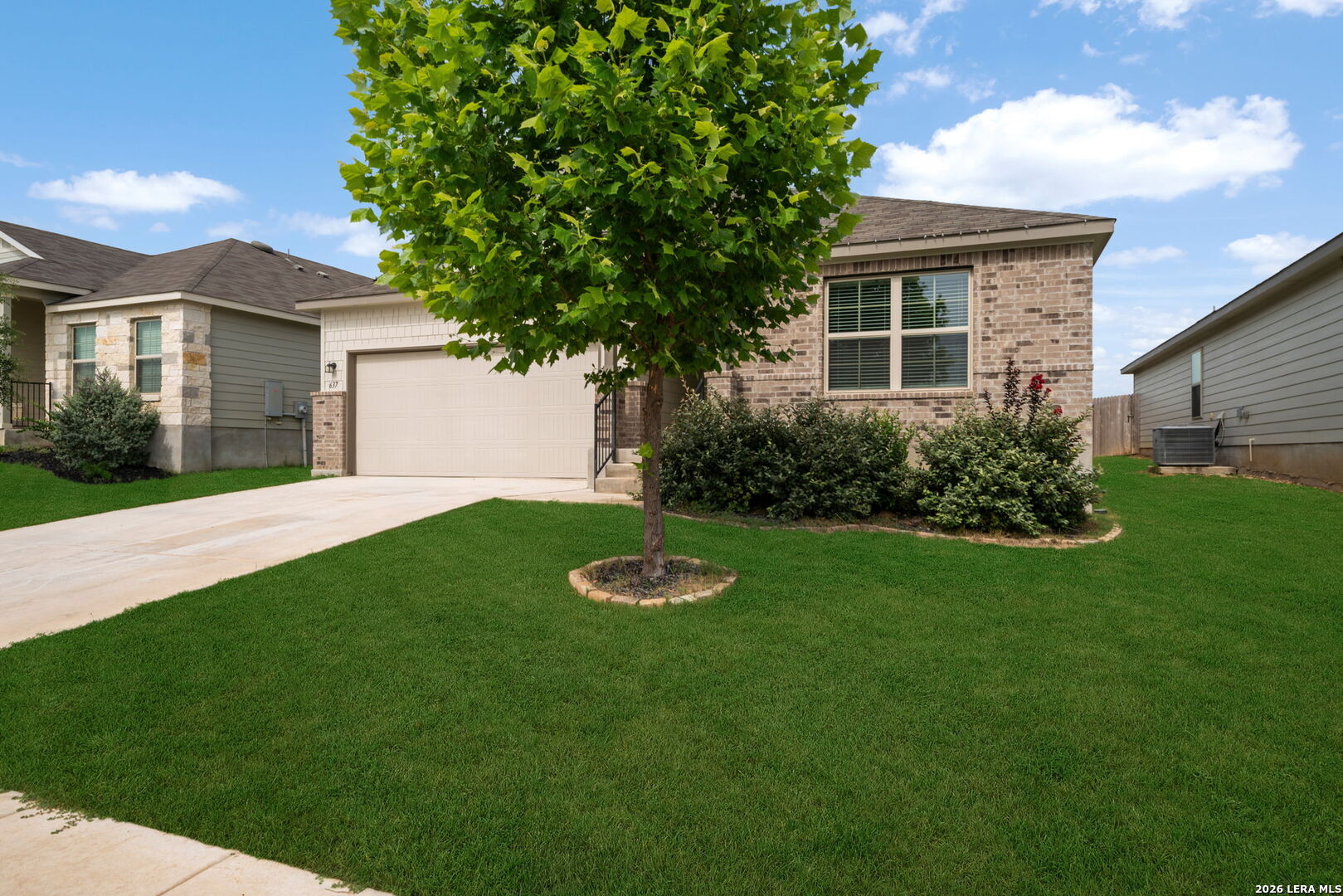 637 Oleander Creek Seguin TX 78155