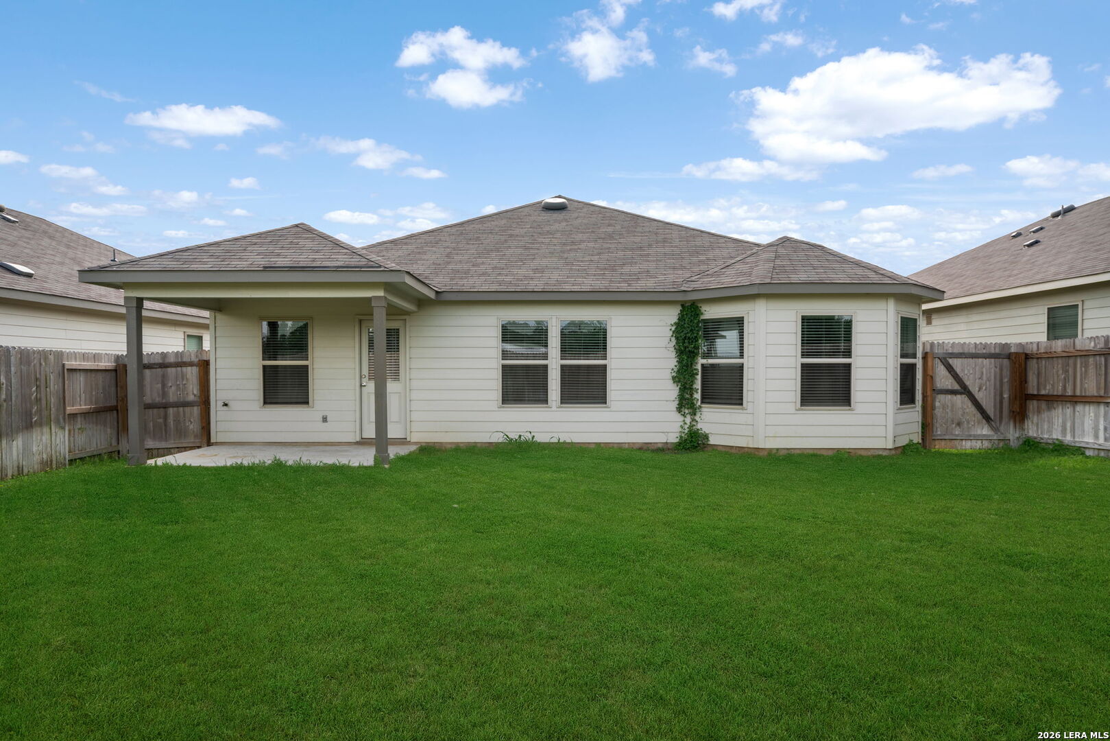637 Oleander Creek Seguin TX 78155