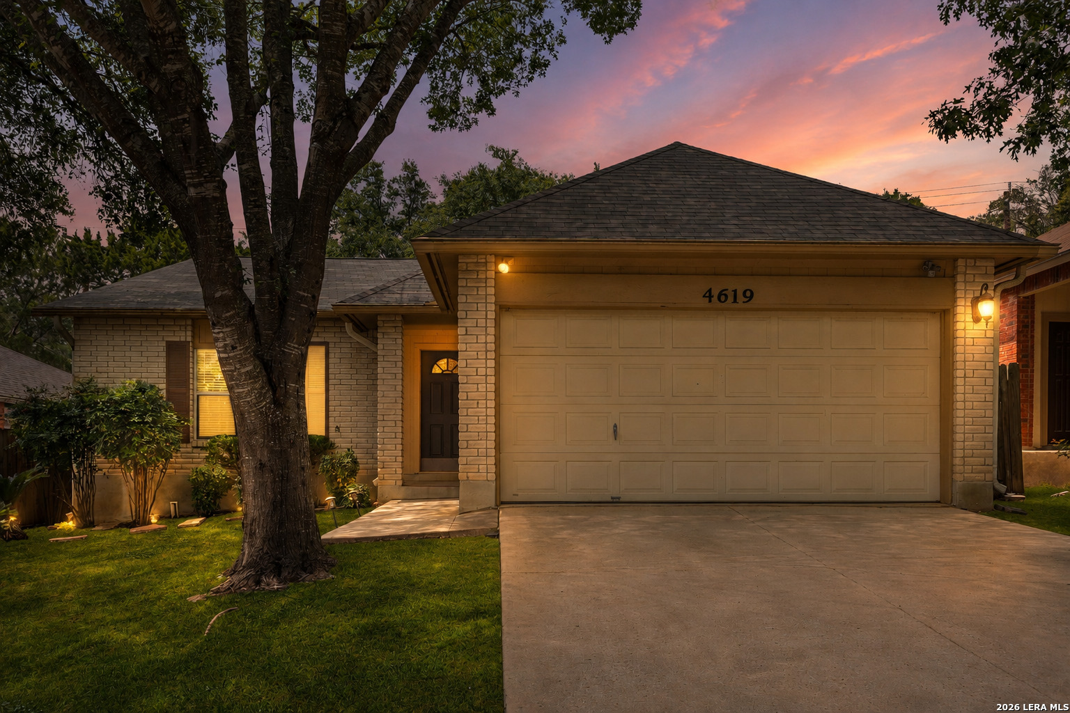4619 Rock Nettle San Antonio TX 78247