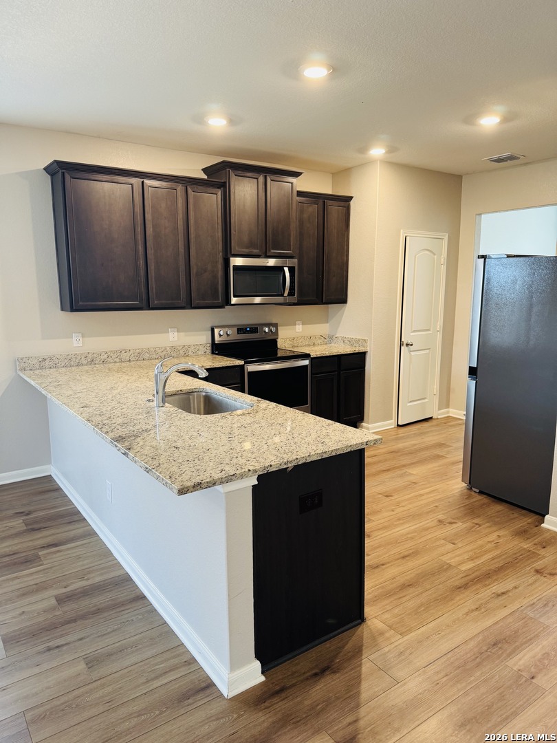9219 Bennett Forest Converse TX 78109