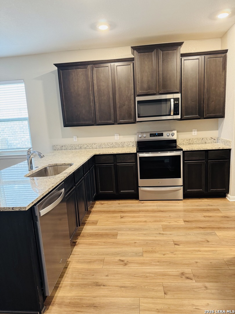 9219 Bennett Forest Converse TX 78109