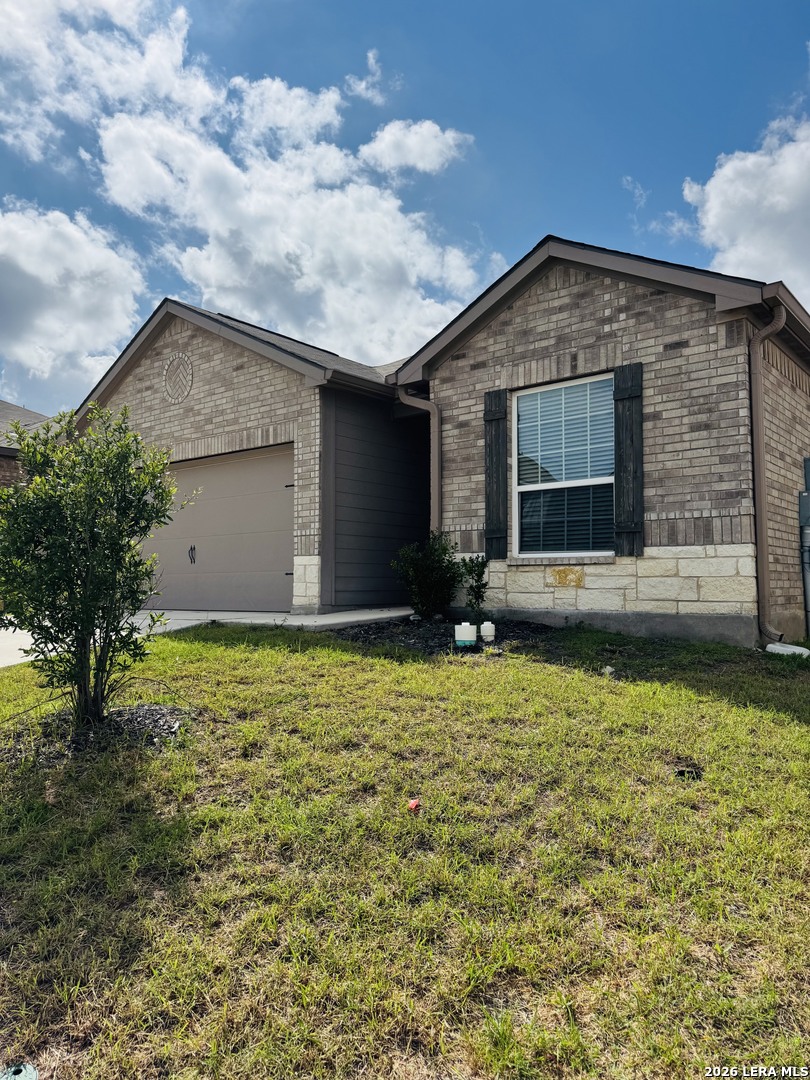 9219 Bennett Forest Converse TX 78109