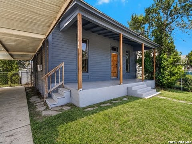 2106 Saunders San Antonio TX 78207