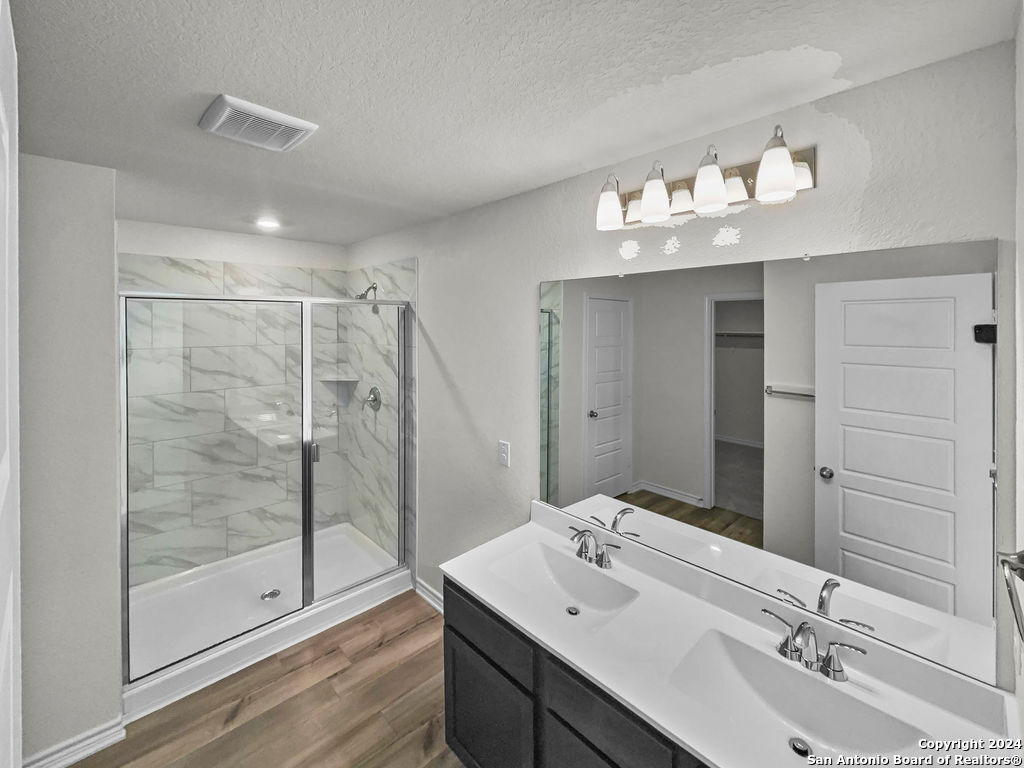 5012 Arrow Vista San Antonio TX 78124