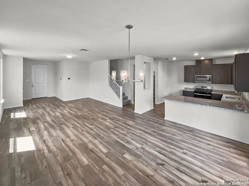 5012 Arrow Vista San Antonio TX 78124