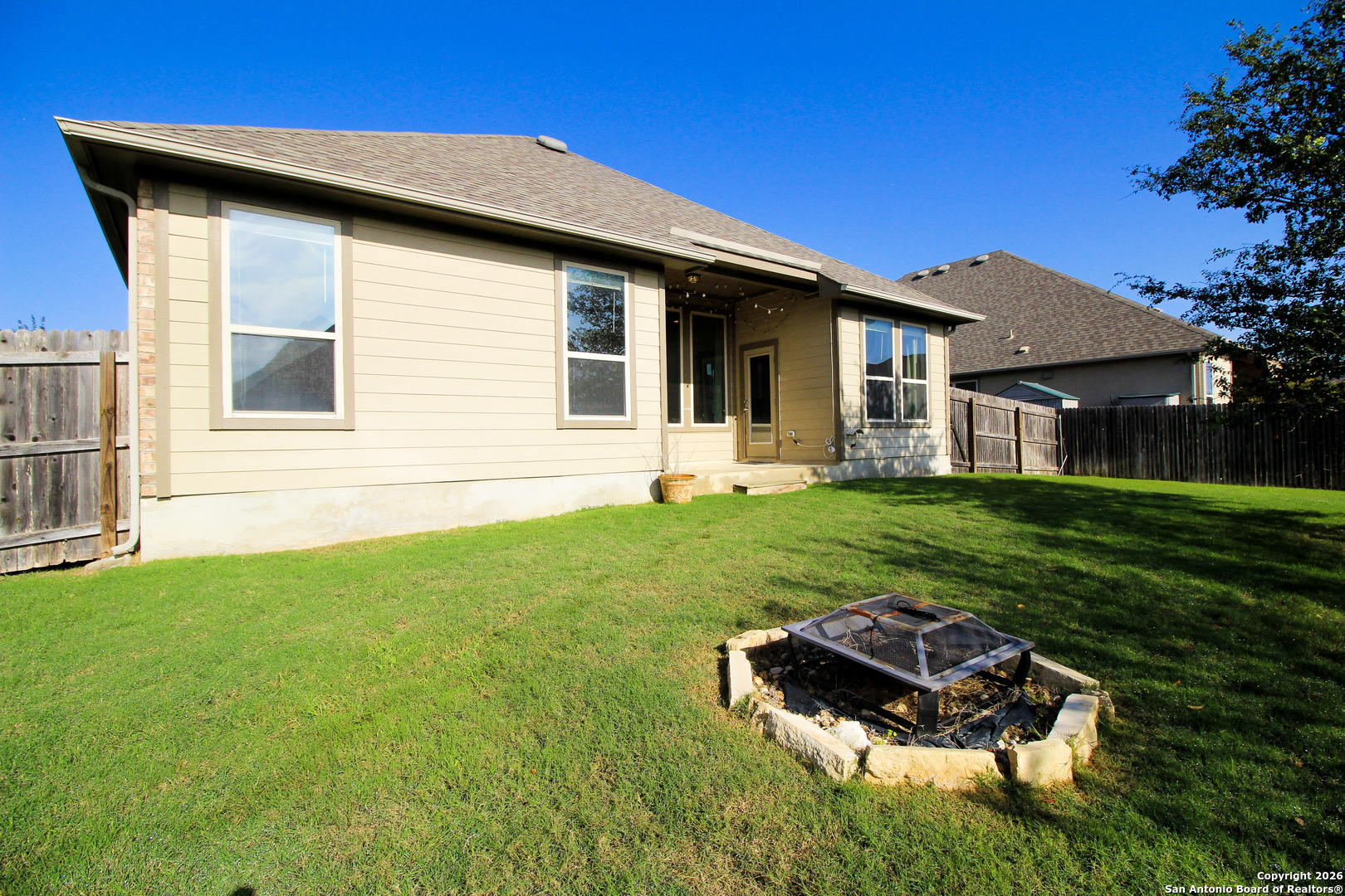 1024 Water Oak Schertz TX 78154