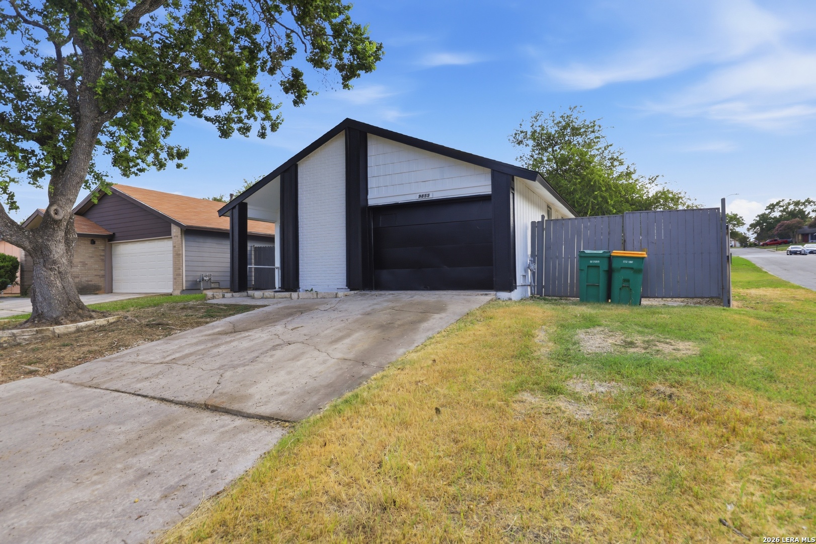 9855 Meadow Converse TX 78109