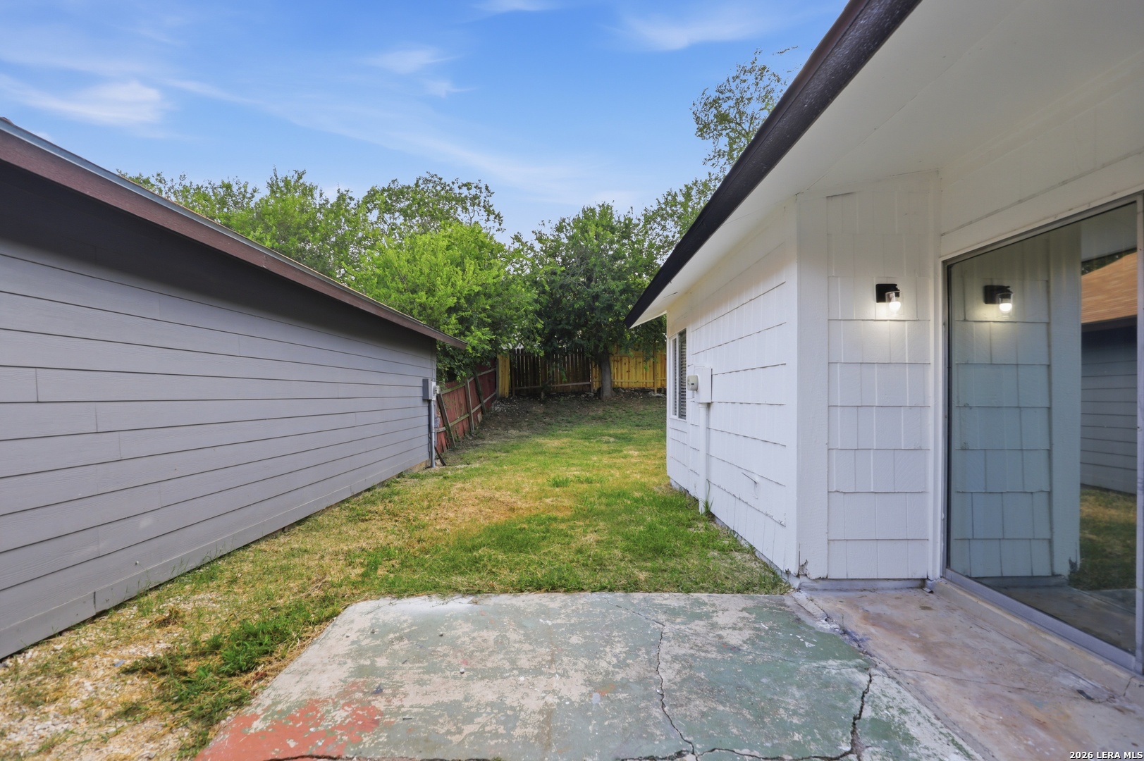 9855 Meadow Converse TX 78109