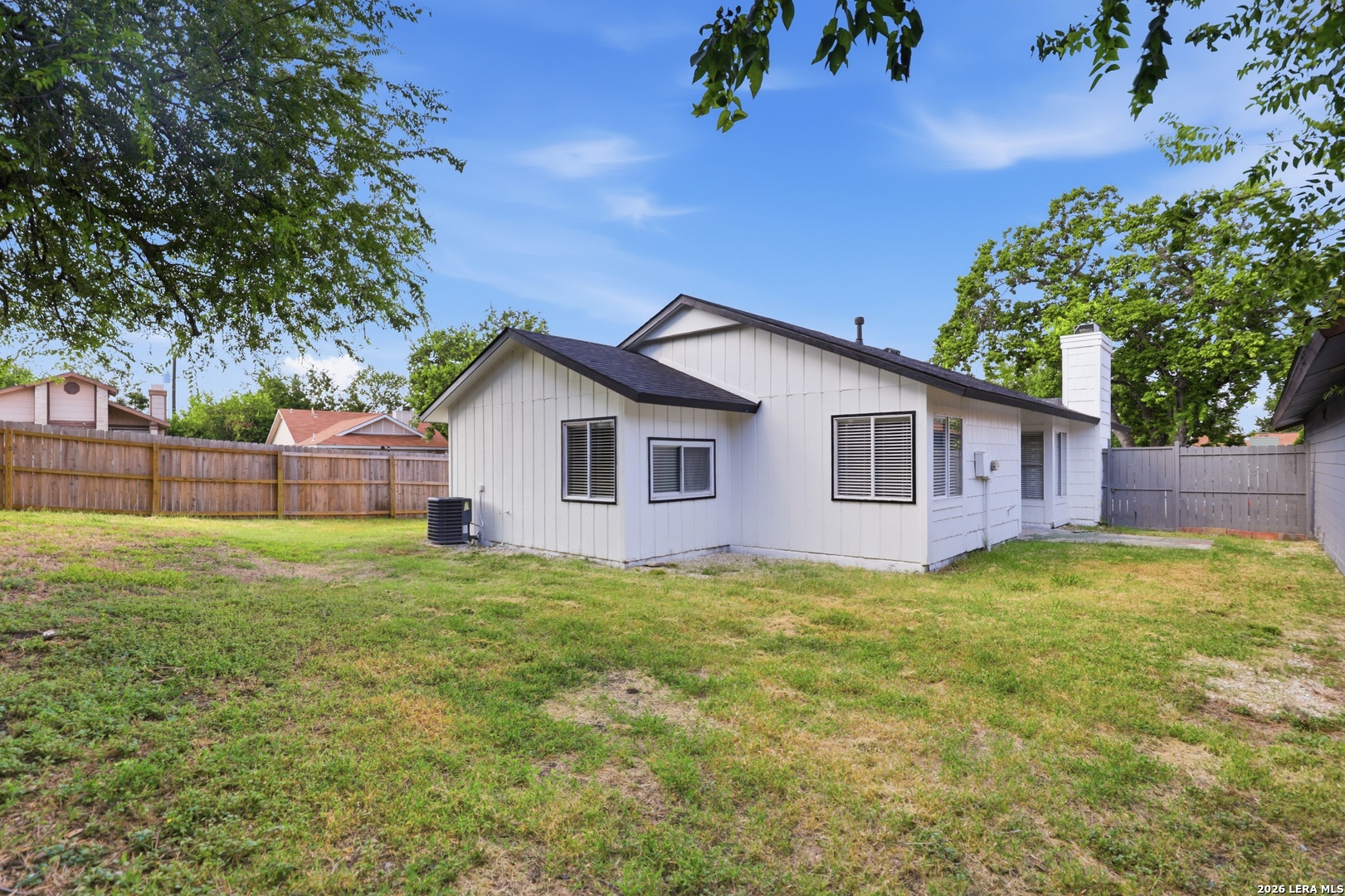 9855 Meadow Converse TX 78109
